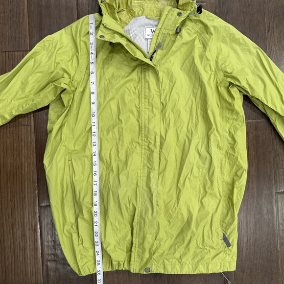 White Sierra Lightweight Rain Jacket - Picture 8 of 10